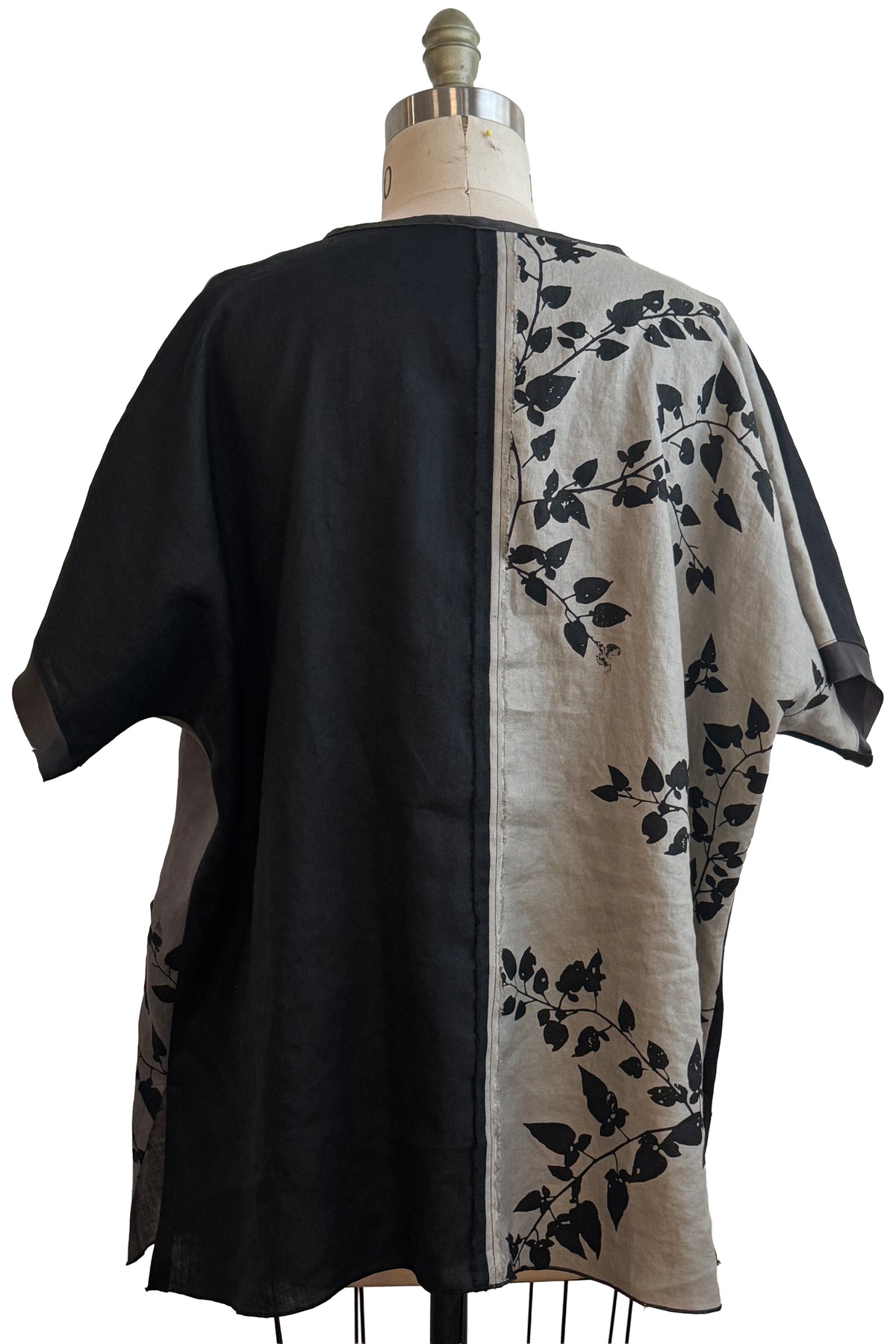 Jo Top | Linen | Vine Print | Black, Grey & Flax | Medium