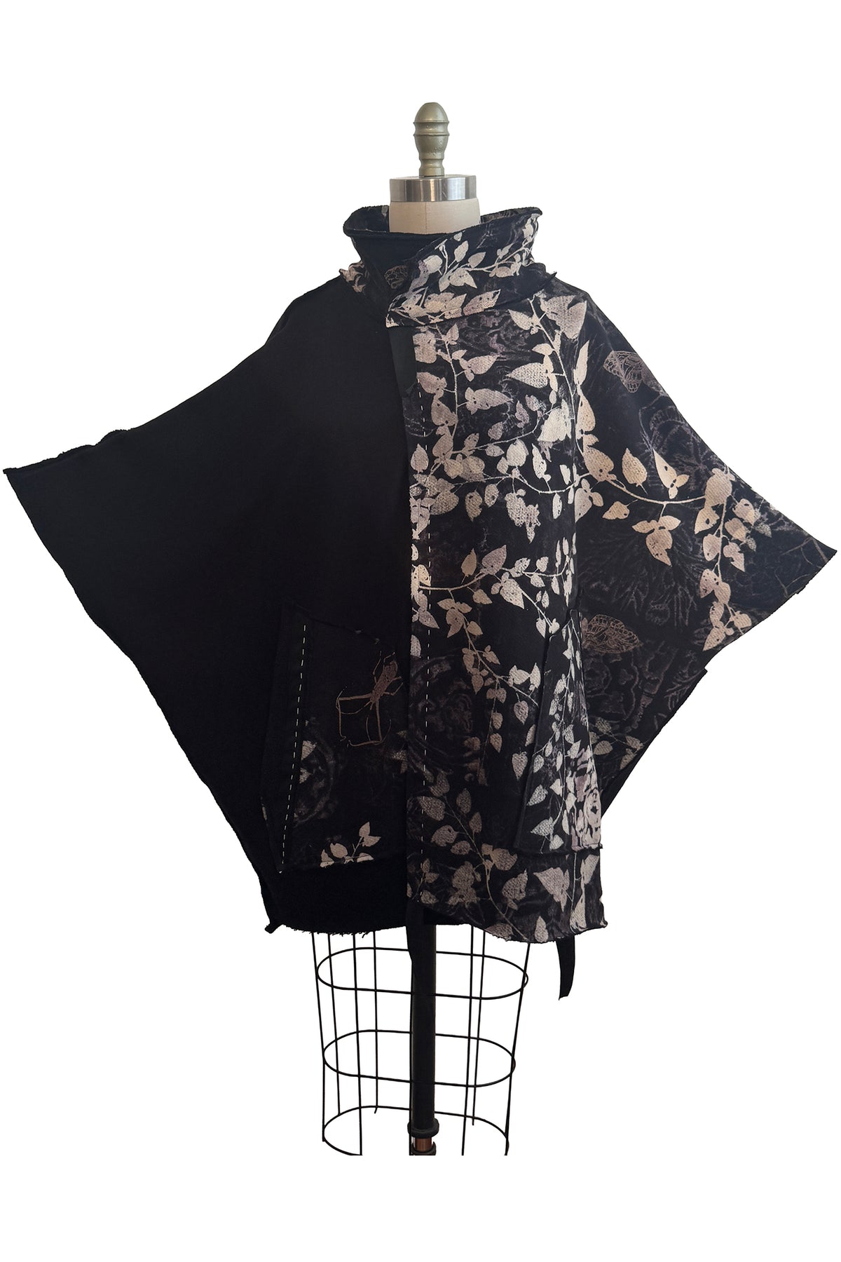 KB x Alquimie Studio Wolf Cape | Organic Cotton French Terry | Tile, Vine & Bug Print Right | Black & Natural | Medium (Copy)
