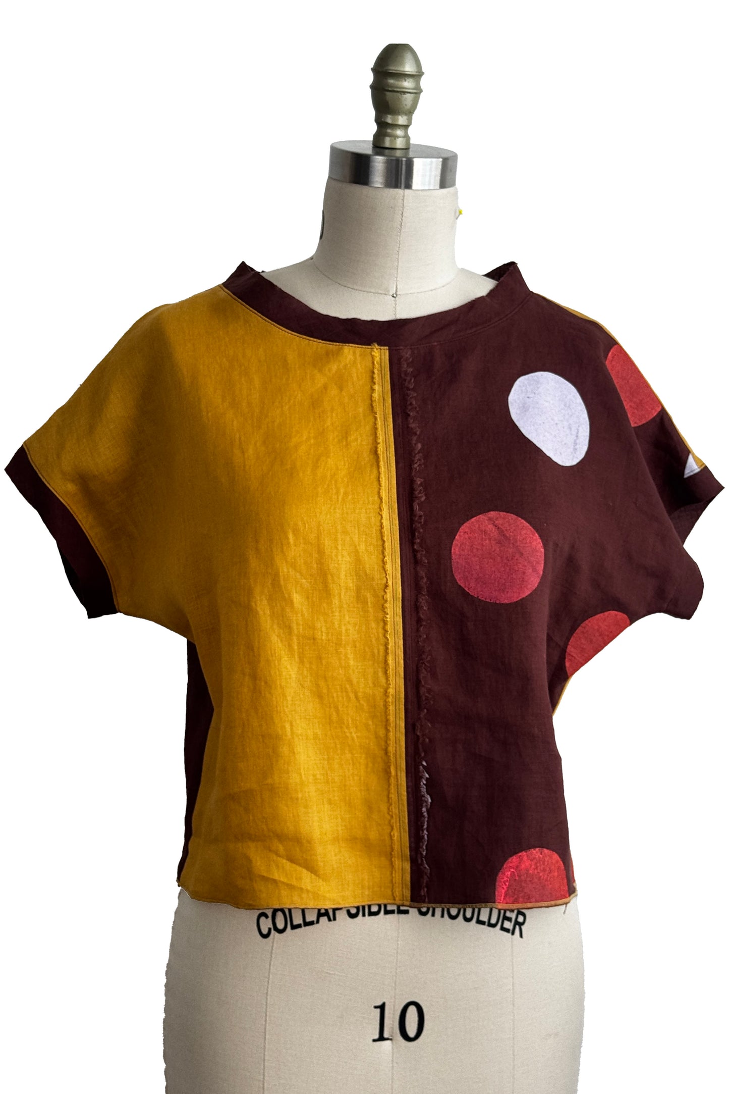 Jen Top | Linen | Moon Dot Print | Ochre Gold, Burgundy & White | Small (2)
