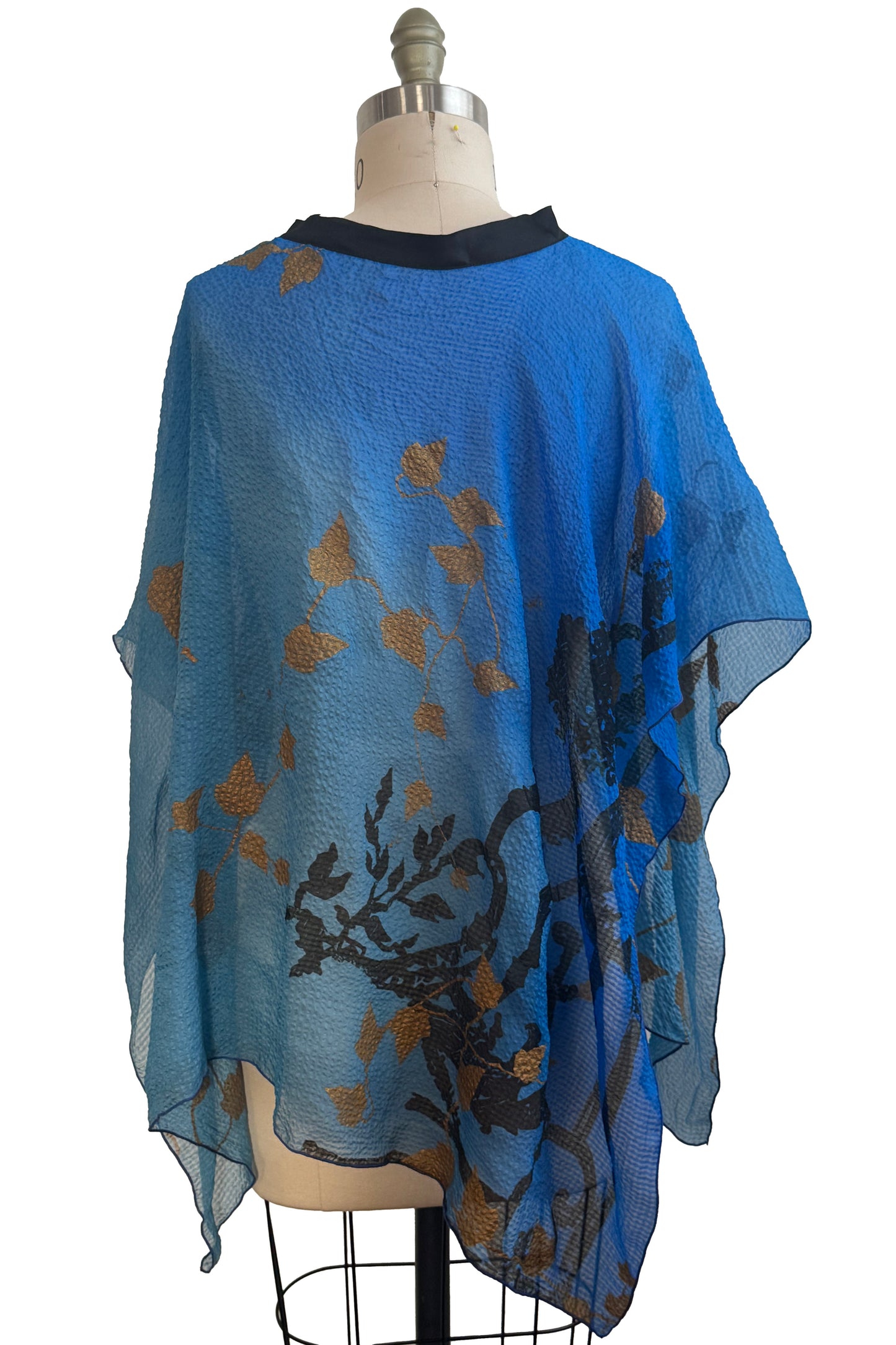 Poncho | Seersucker Silk | Vine & Rail Print | Blue & Gold
