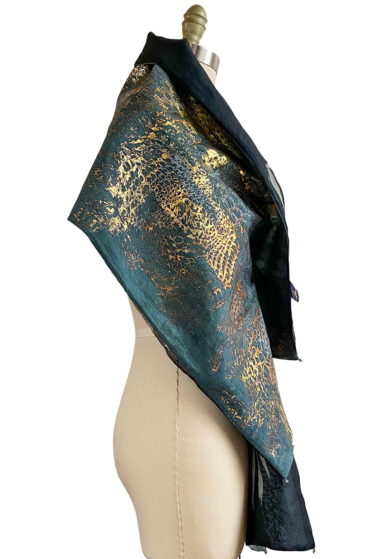 Foil Printed Reversible Shawl w/ Organza - Alligator & Eucalyptus Print