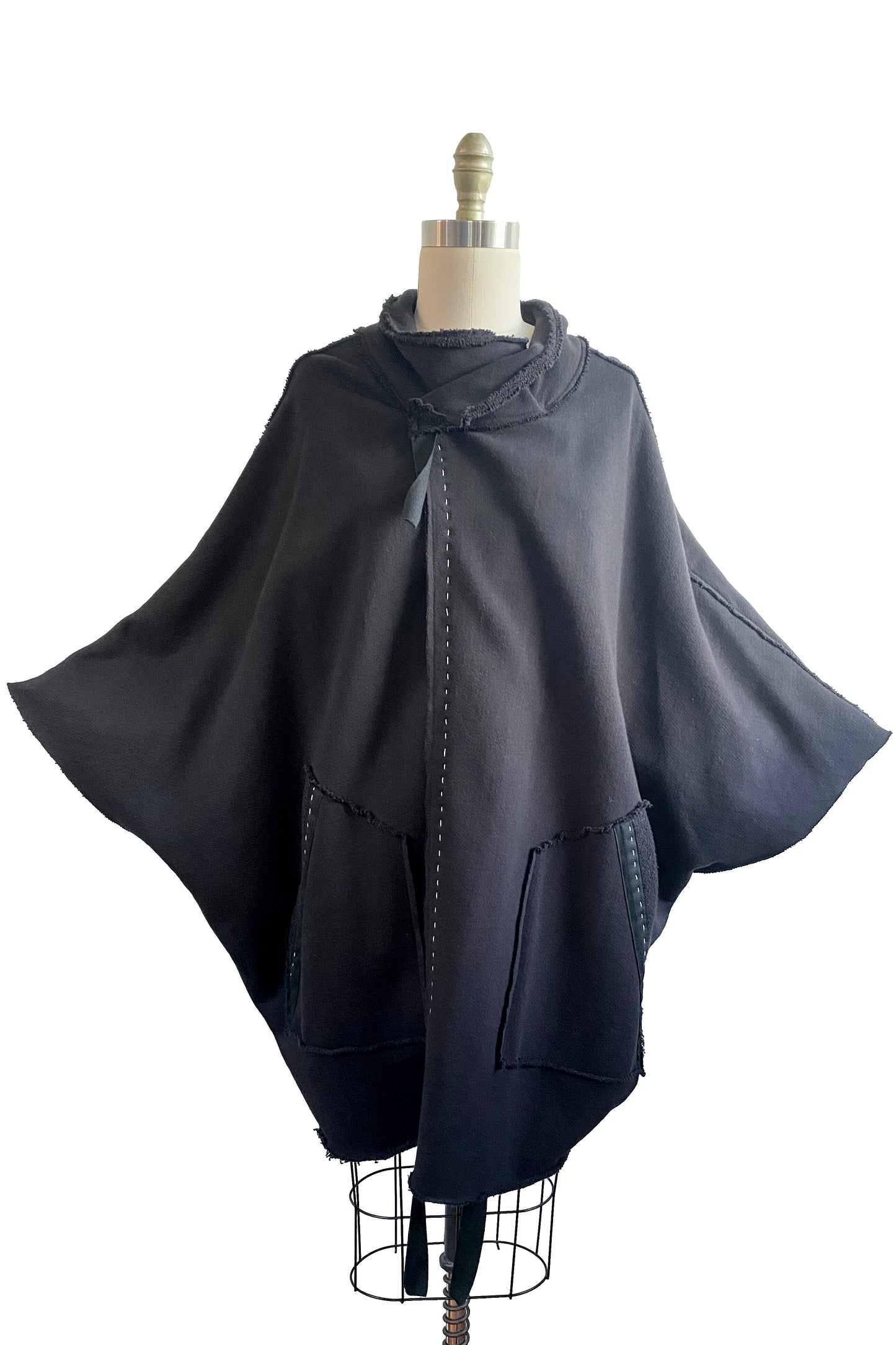 KB x Alquimie Studio Wolf Cape Organic Cotton French Terry | Solid Black